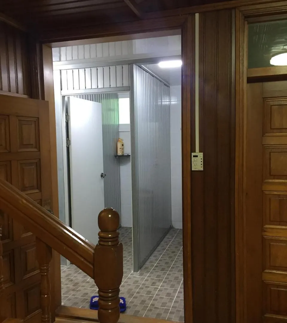 Jeju Guesthouse Affittacamere